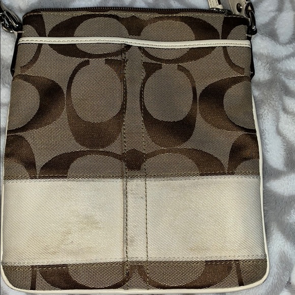 Coach crossbody - Picture 4 of 8